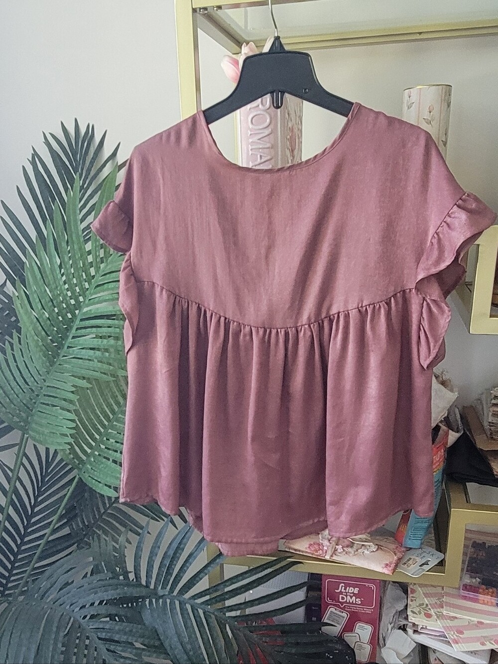 Vestique Muave Pink Ruffled Top - Size Small